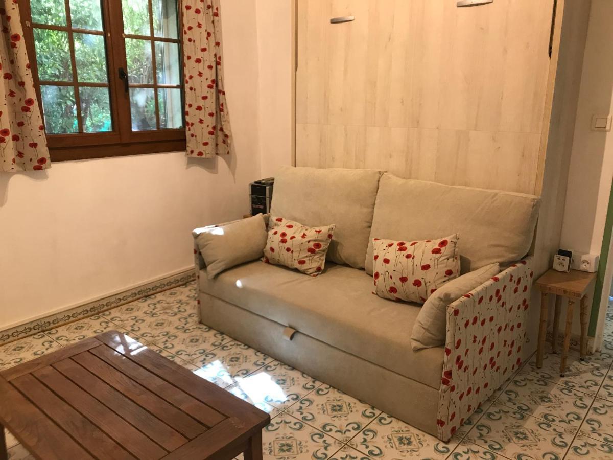 Studio Mitoyen / 2 Personnes Hyères Dış mekan fotoğraf